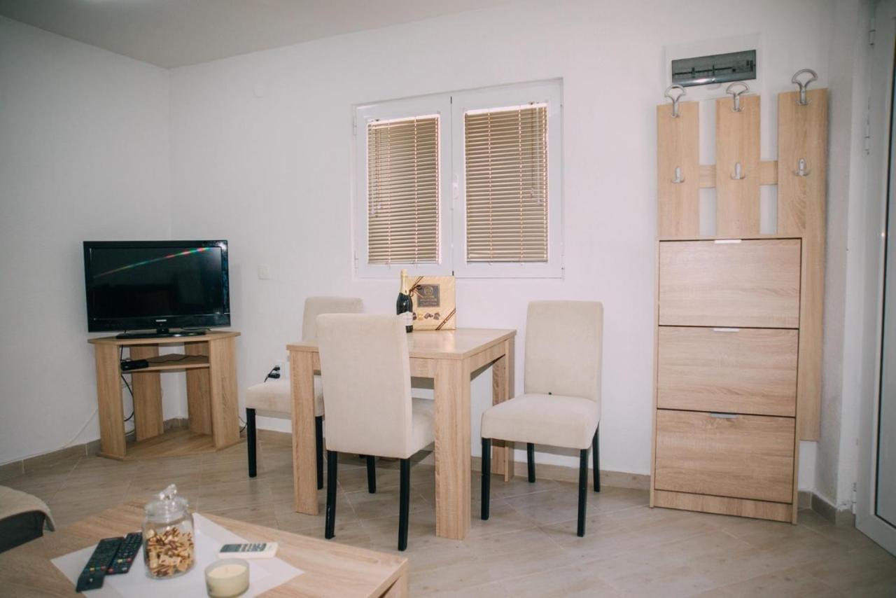 Lovely Apartment Moki Near The Center Kotor Buitenkant foto